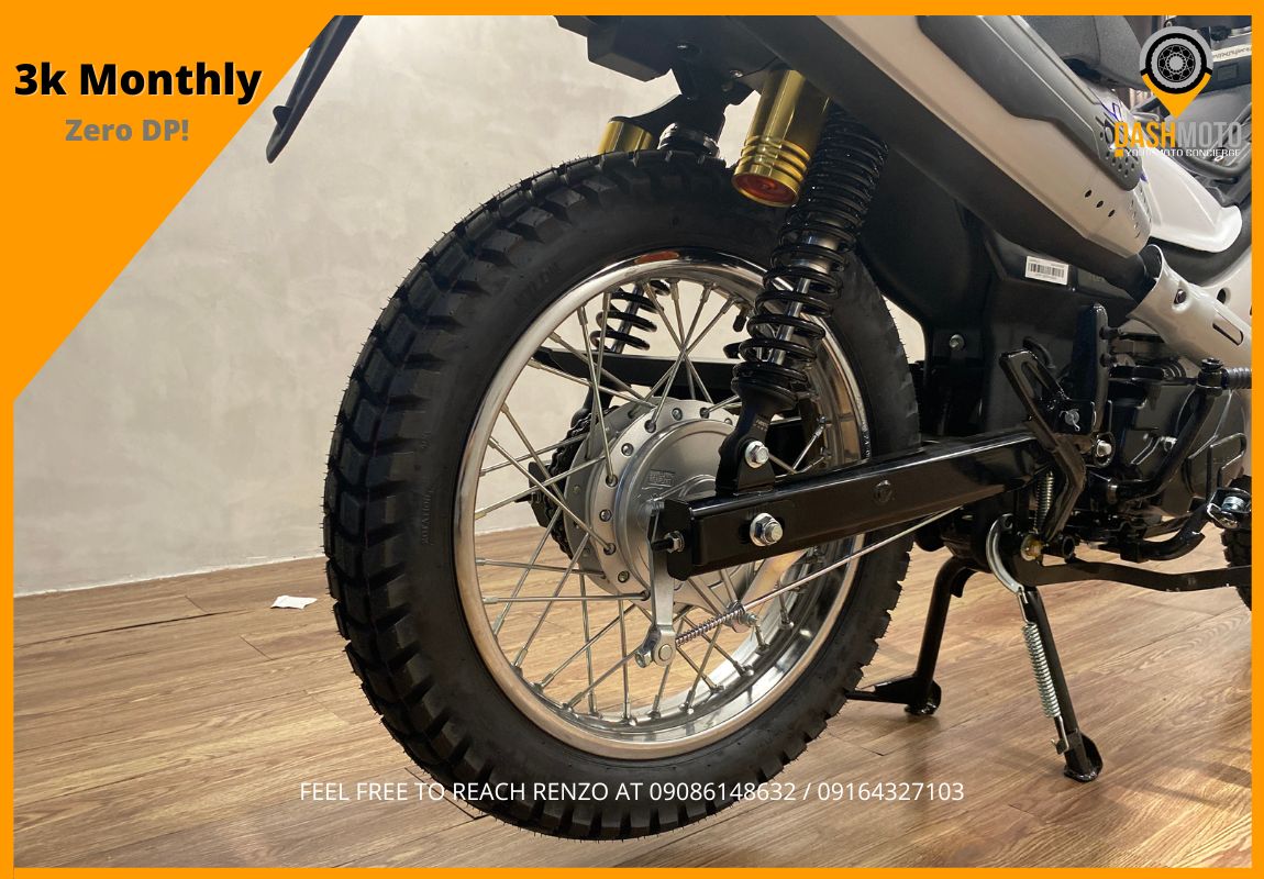 Axis 125 White