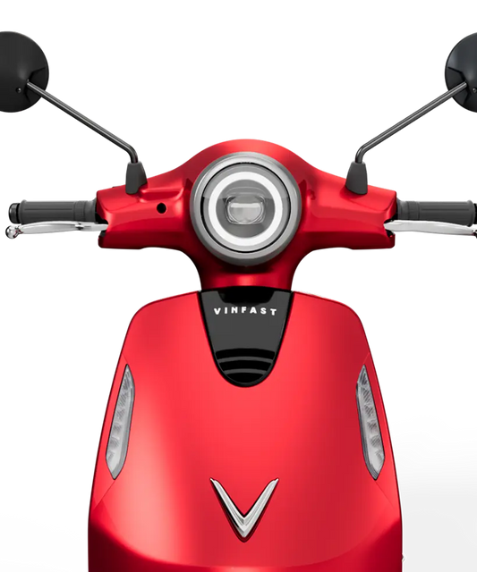 VinFast Evo Red Candy Tone